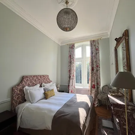 Otel Chateau De Meridon Chevreuse